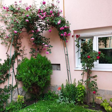 Apartman Medrese SJJ Esterno foto